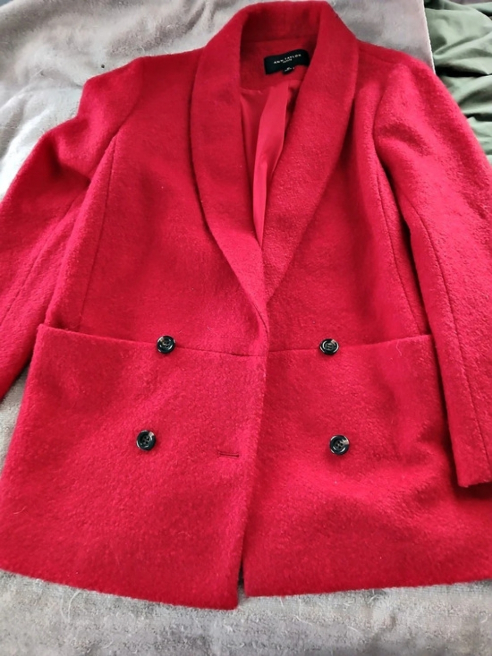 Ann Taylor Wool Pea Coat in Red Size Petite Medium Like New